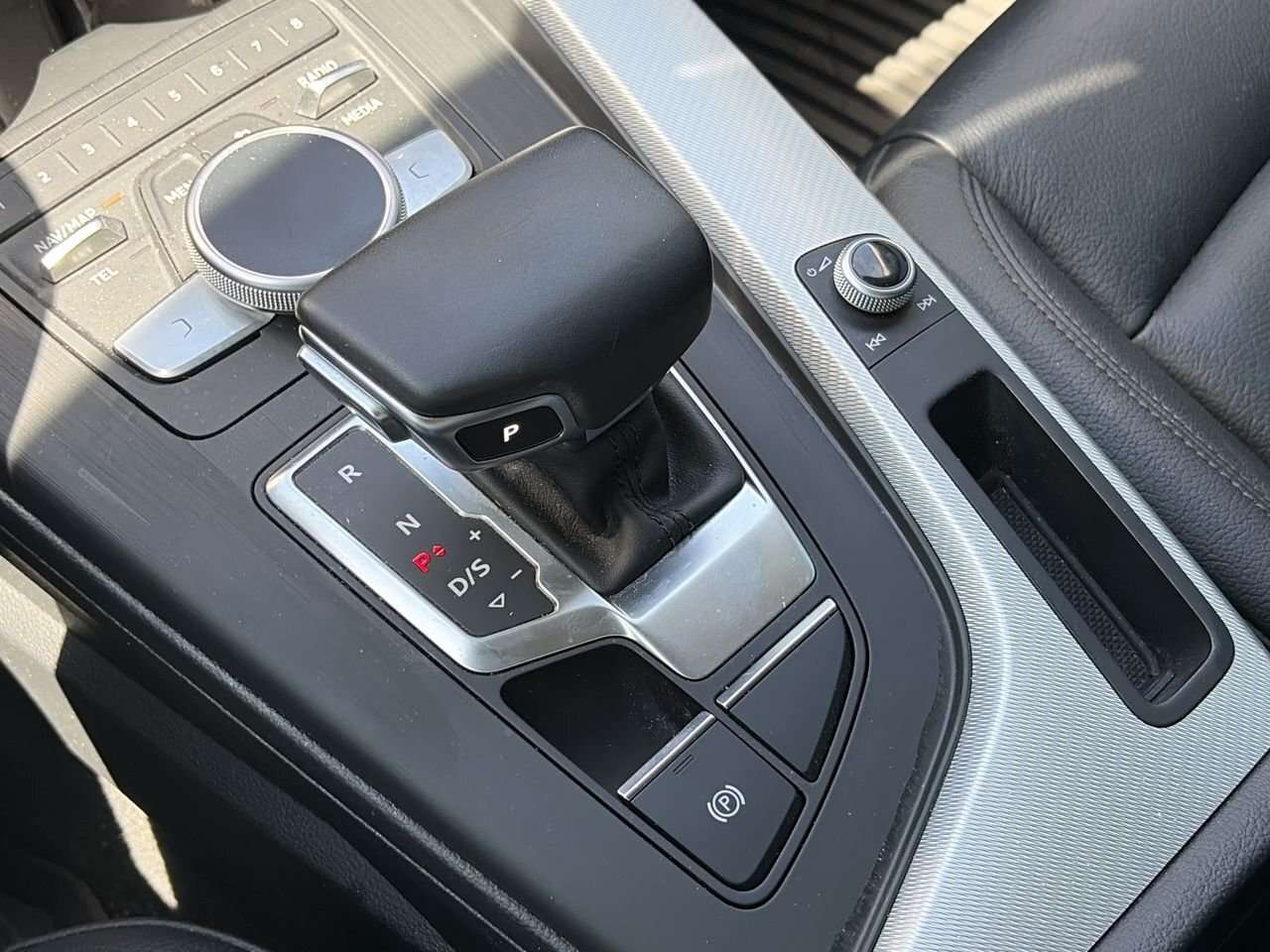 2019 Audi A4 2.0T Progressiv |18-inch Wheels| AS-IS|MMI Nav|Rea thumb 28