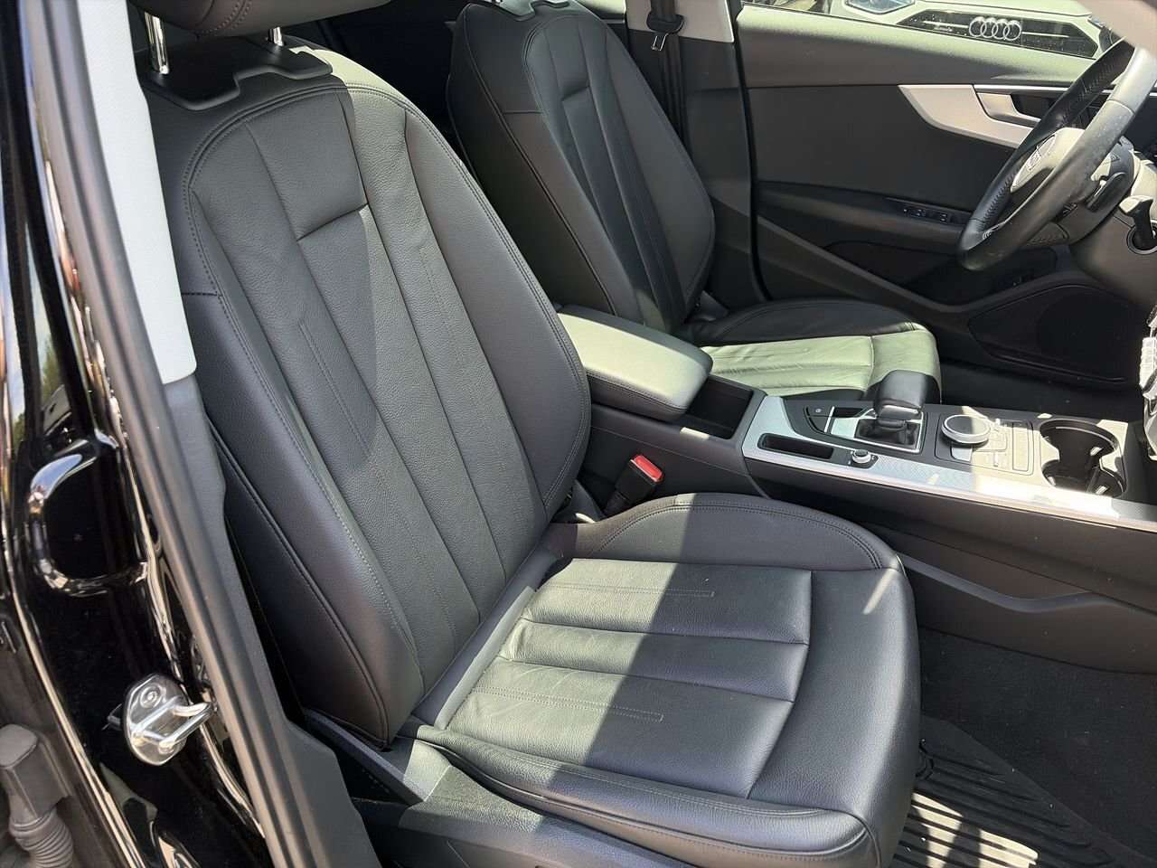 2019 Audi A4 2.0T Progressiv |18-inch Wheels| AS-IS|MMI Nav|Rea thumb 32
