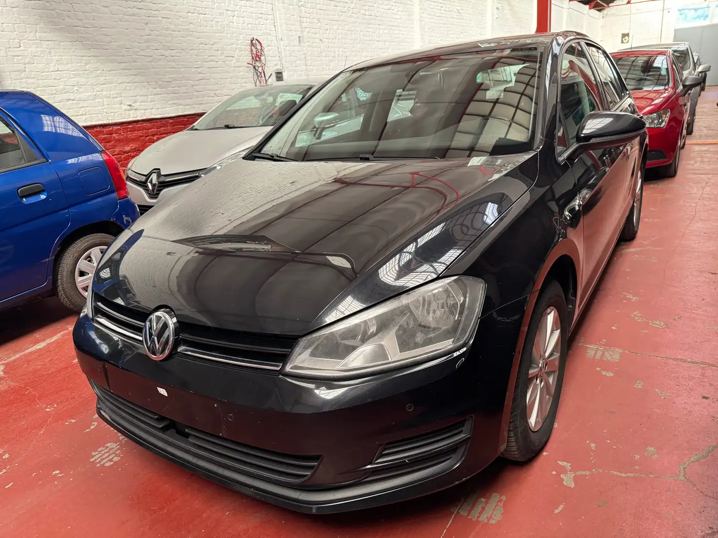 Volkswagen Golf Golf 1.6 CR TDi Trendline Noir - 1