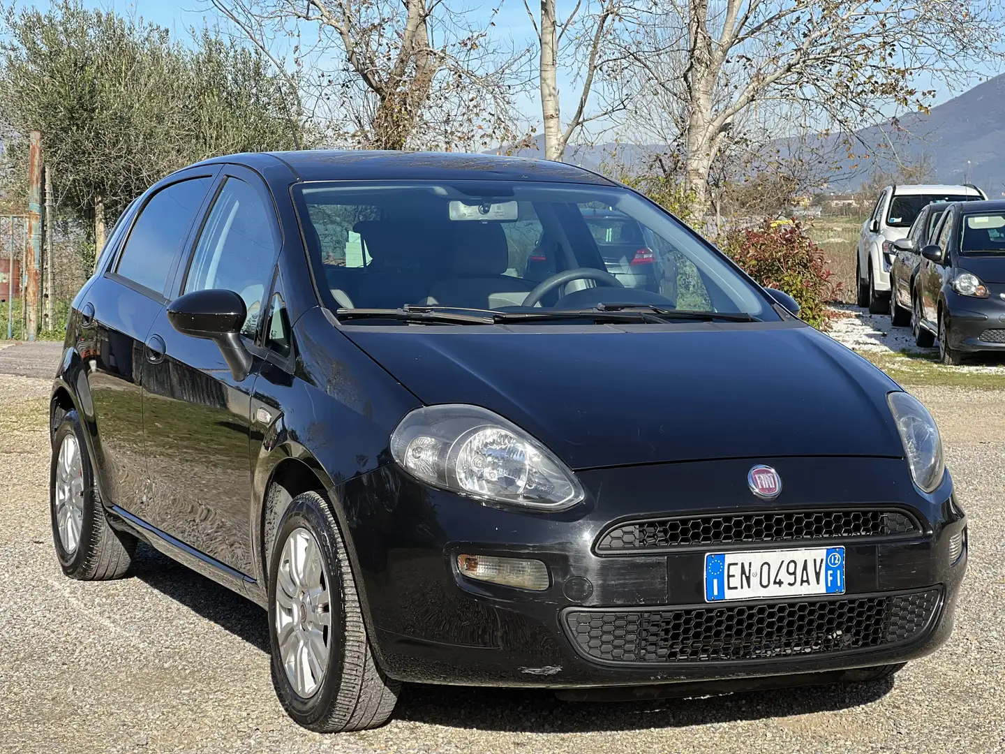 Fiat Punto 5p 1.2 Pop - 1