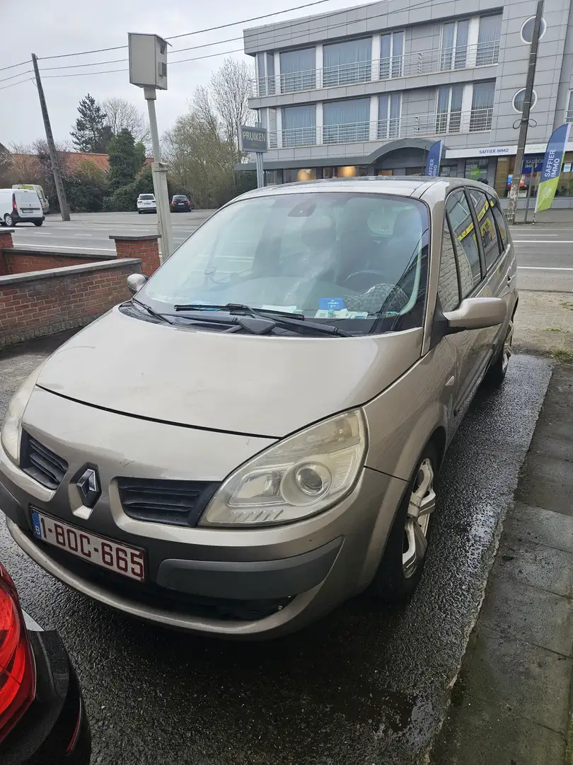 Renault Grand Scenic 1.9 dCi XXL FAP Avantage - 2