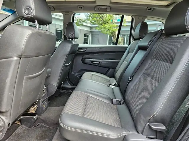 Opel Zafira view 12