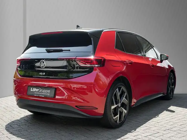 Volkswagen Id.3 view 6