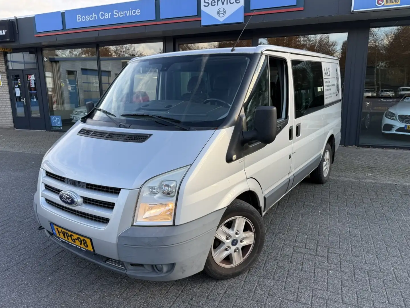 Ford Transit 260S 2.2 TDCI SHD DC Grau - 1