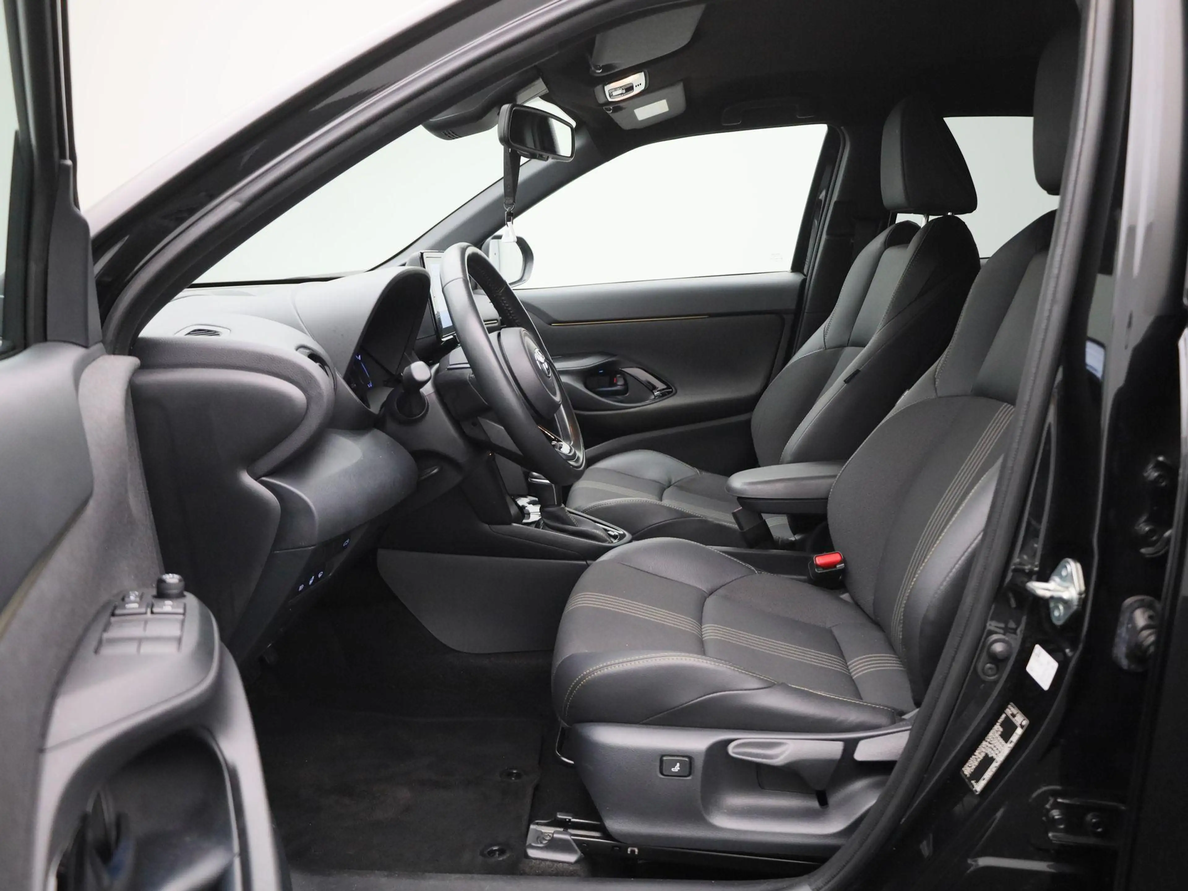 Toyota Yaris Cross 1.5 Hybrid Adventure | Wordt Verwacht | Apple Carp — photo 11