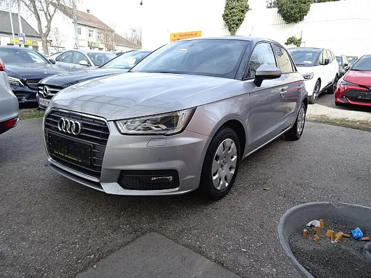 Audi A1 SB 1,4 TFSI Sport S-tronic Silber - 2