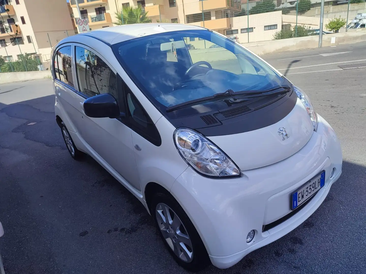 Peugeot iOn Access 49kW - 2