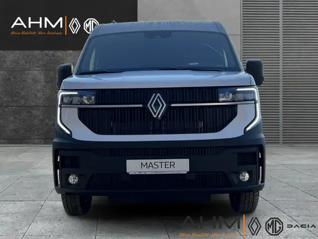 Renault Master view 3