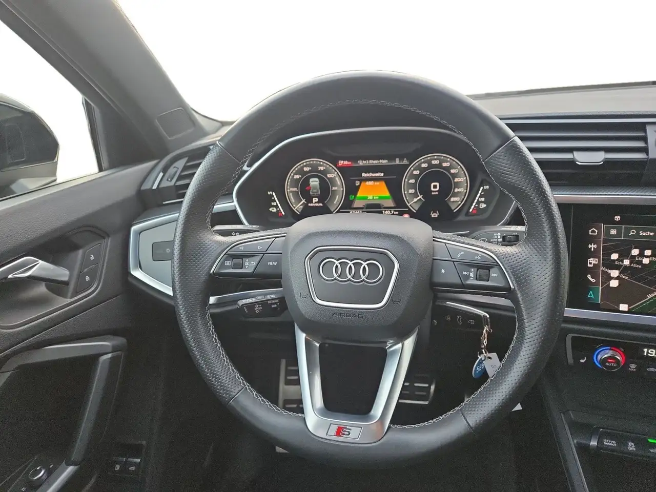 Audi Q3 S line 45 TFSI e S tronic, KAM/19"/VIRTUAL/NA 13