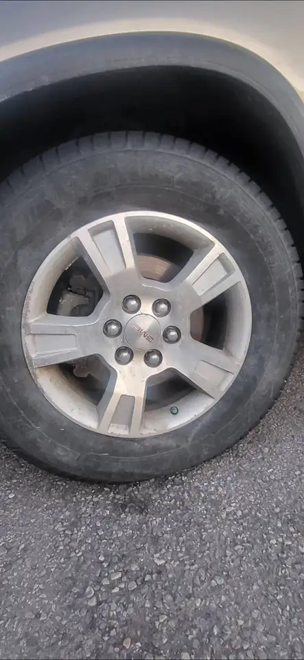 GMC Acadia снимка GMC Acadia