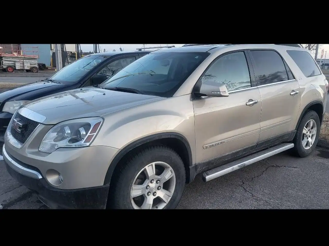 GMC Acadia снимка GMC Acadia