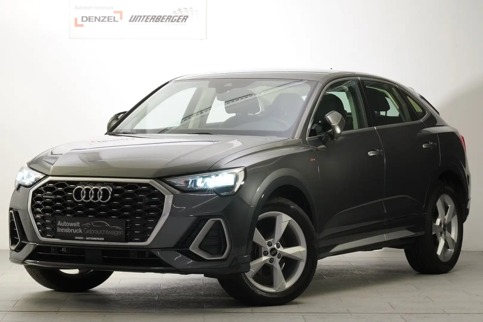 Audi Q3 Sportback 35 TDI quattro S-line S-tronic Gris - 1