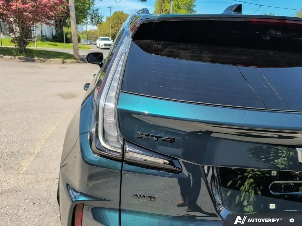 Cadillac XT4 снимка Cadillac XT4