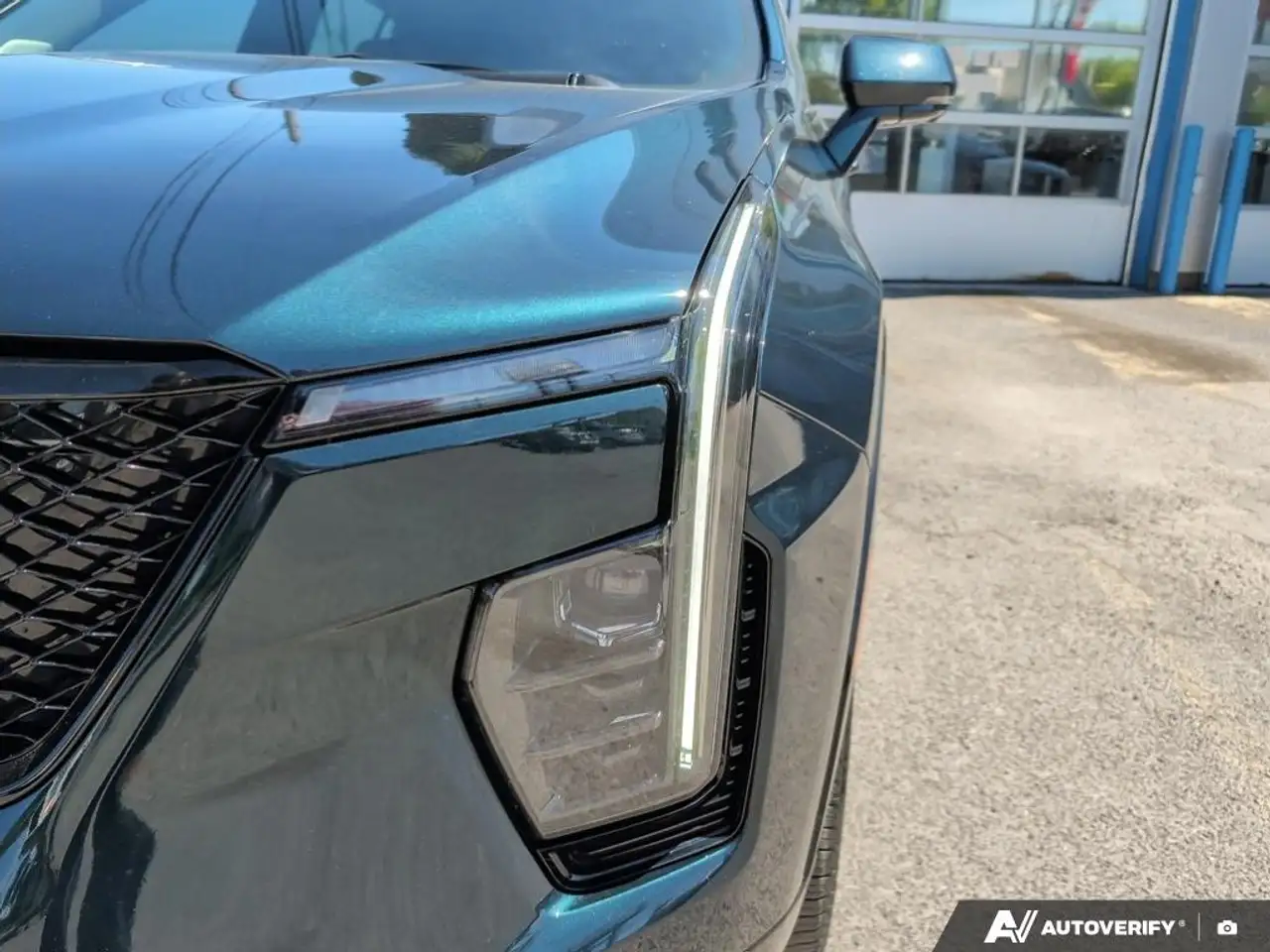 Cadillac XT4 снимка Cadillac XT4