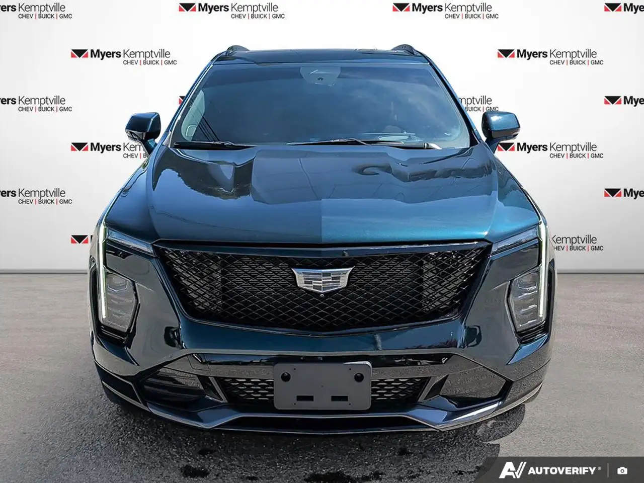 Cadillac XT4 снимка Cadillac XT4