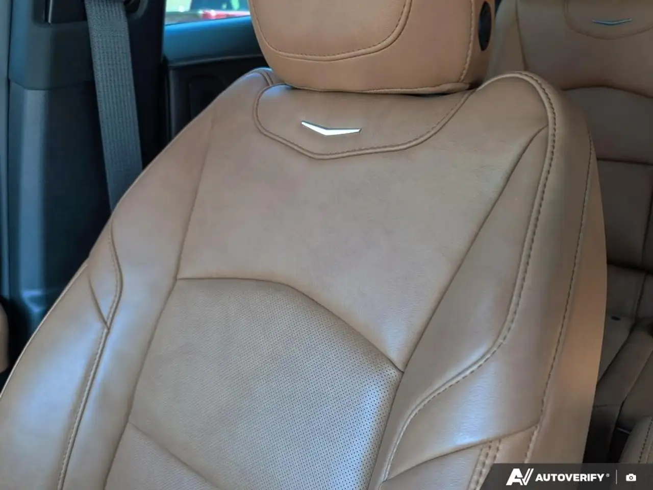 Cadillac XT4 снимка Cadillac XT4