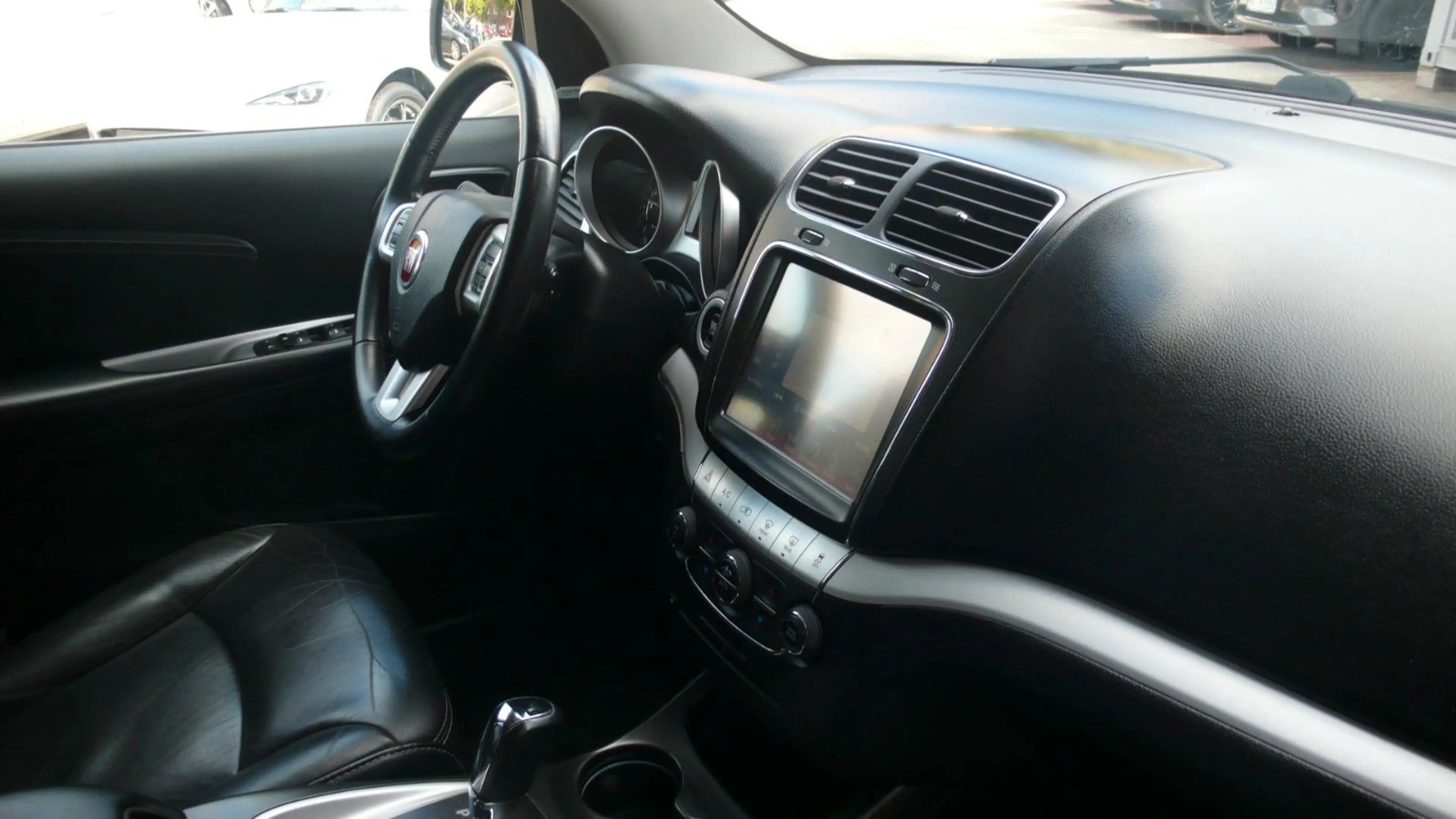 Fiat Freemont Lounge Autom 7 Sitze Leder DVD AHK — photo 15