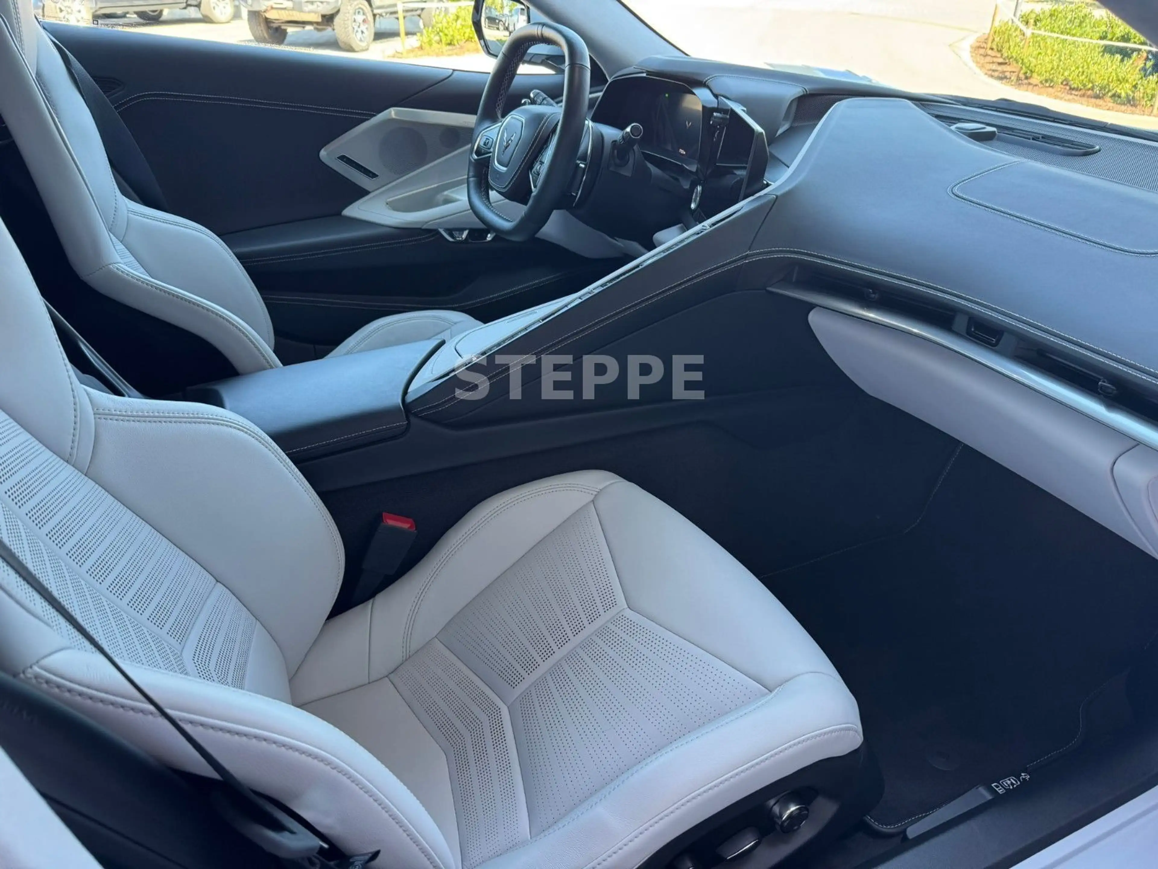 Corvette C8 Stingray Coupe 6,2V8 3LT Europamod. Frontlift — photo 9