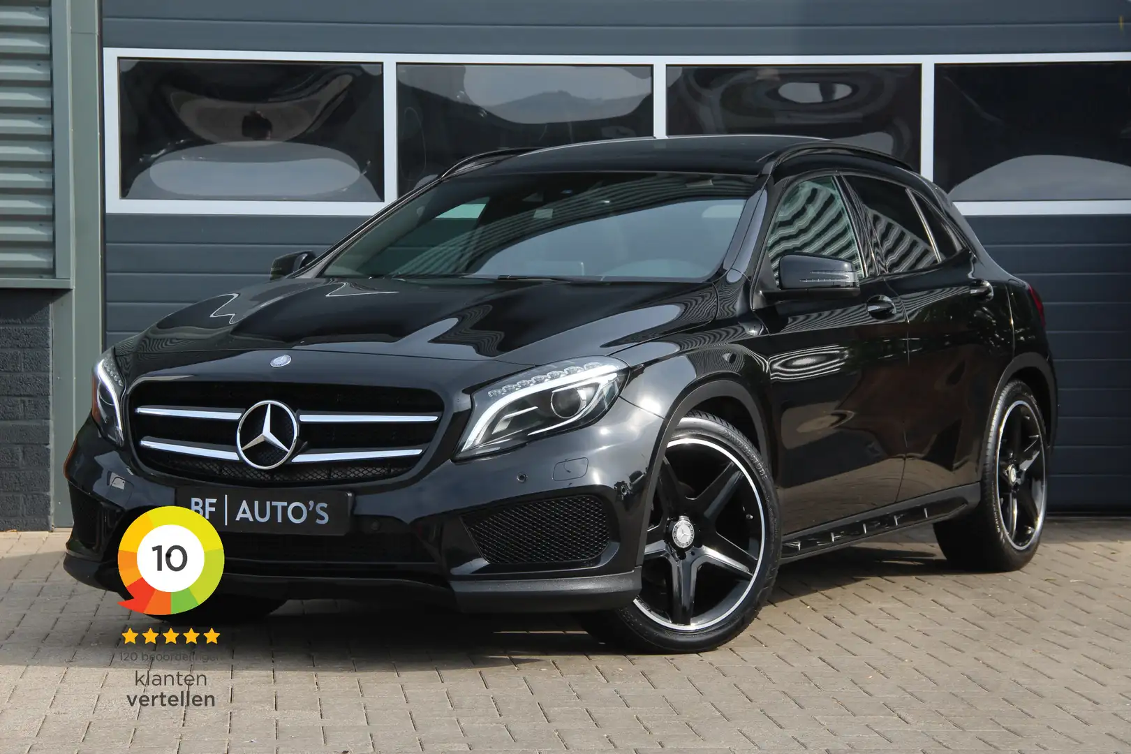 Mercedes-Benz GLA 200 AMG Premium Plus | 1e eigenaar | Panodak | Carbon Noir - 1