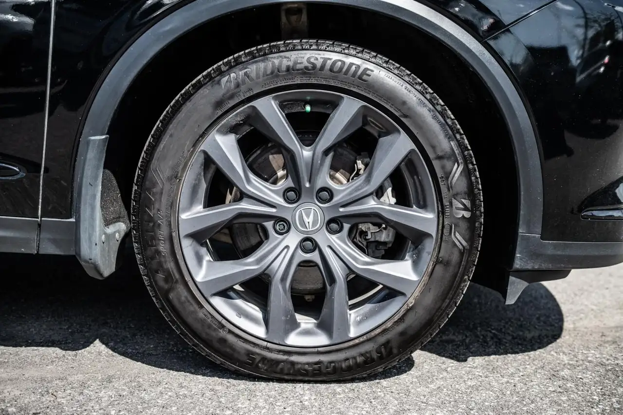 Acura MDX снимка Acura MDX