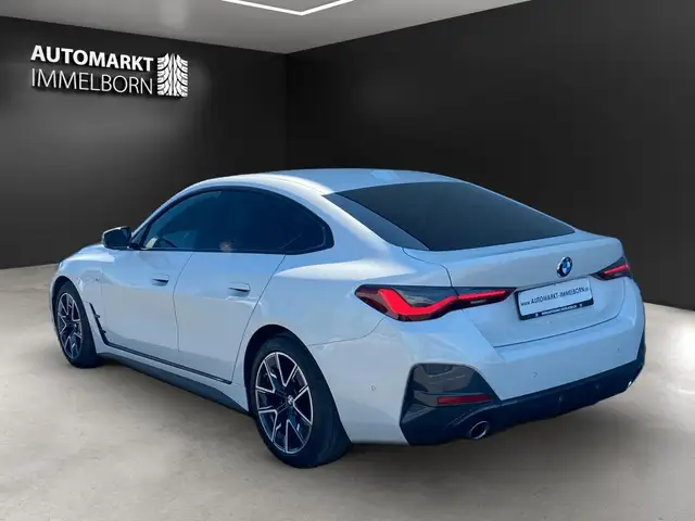 BMW 4 Series view 6