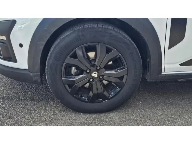 Dacia Jogger view 25