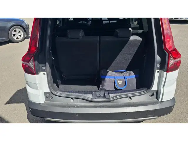 Dacia Jogger view 22