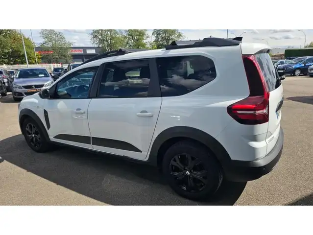 Dacia Jogger view 21