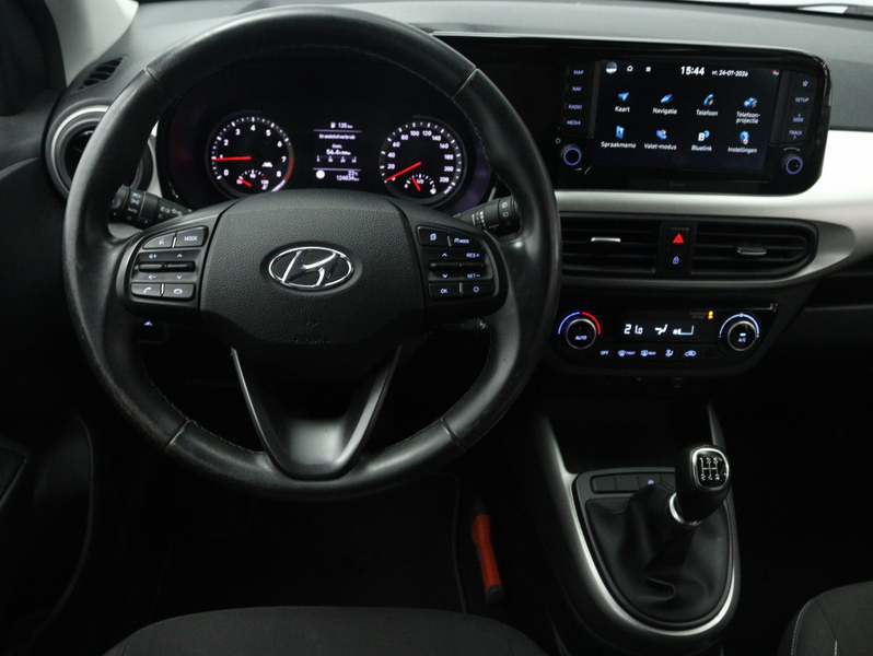 Hyundai i10 1.0 Premium | Navigatie | Camera | Climate control — photo 3