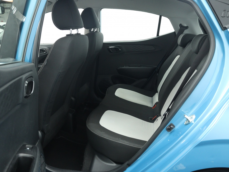 Hyundai i10 1.0 Premium | Navigatie | Camera | Climate control — photo 15