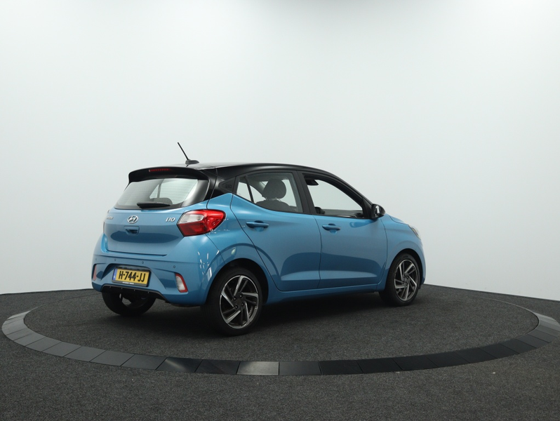 Hyundai i10 1.0 Premium | Navigatie | Camera | Climate control — photo 2