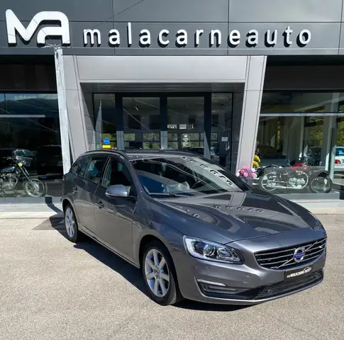 Volvo V60 2.0 d4 Linje Svart 190cv geartronic