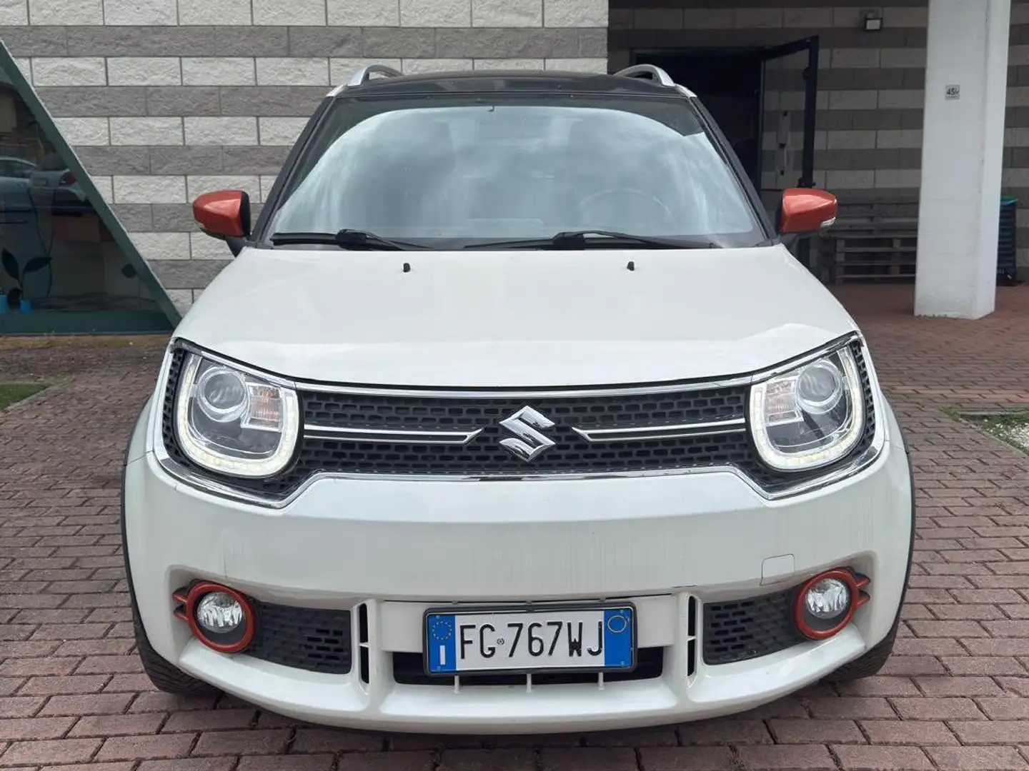 Suzuki Ignis Ignis III 2017 1.2h iUnique 4wd allgrip Weiß - 1