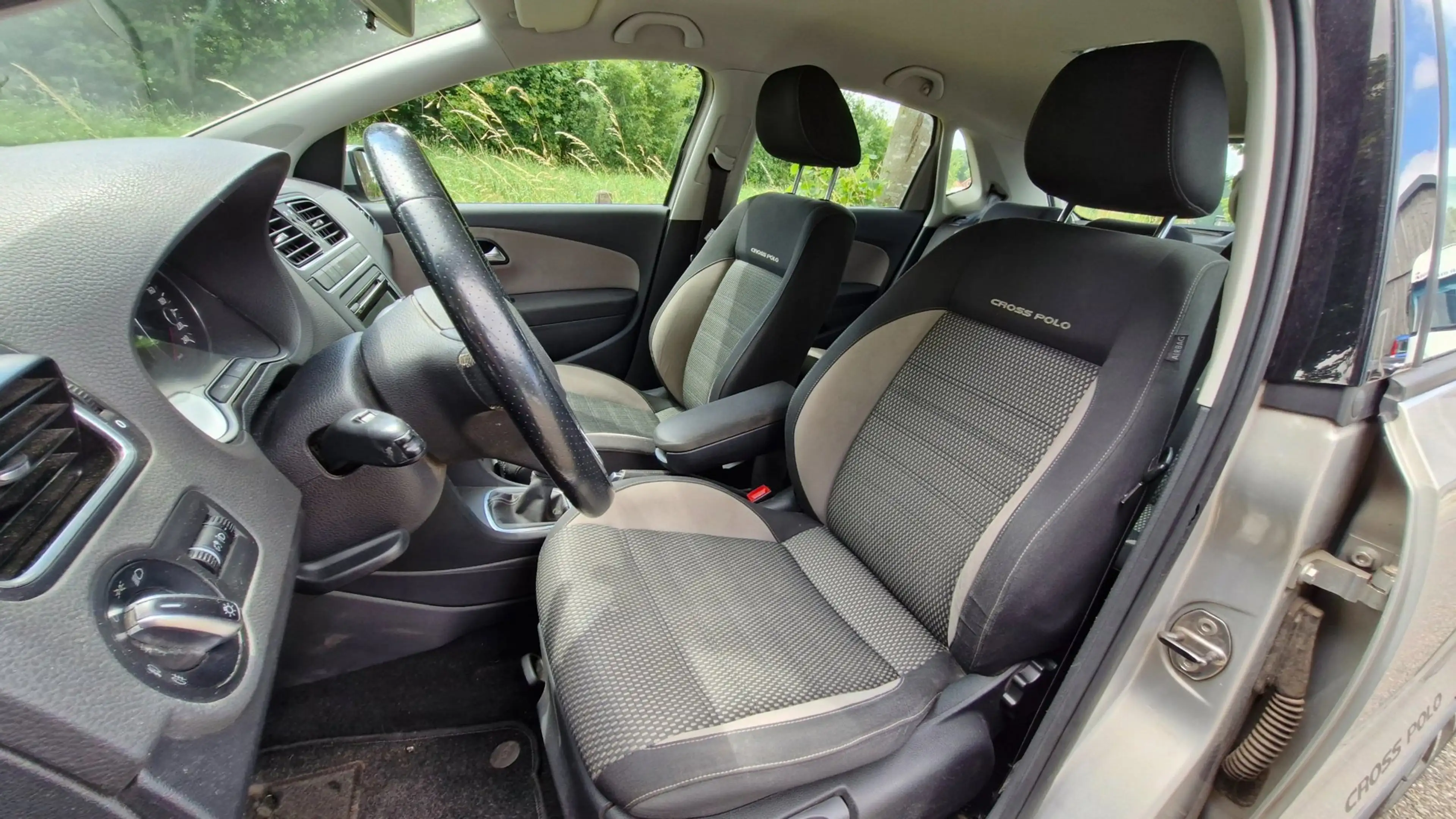 Volkswagen Polo Cross 1.2 TSI 105PK | Rijklaar | LMV | Cruise | Airco | — photo 11