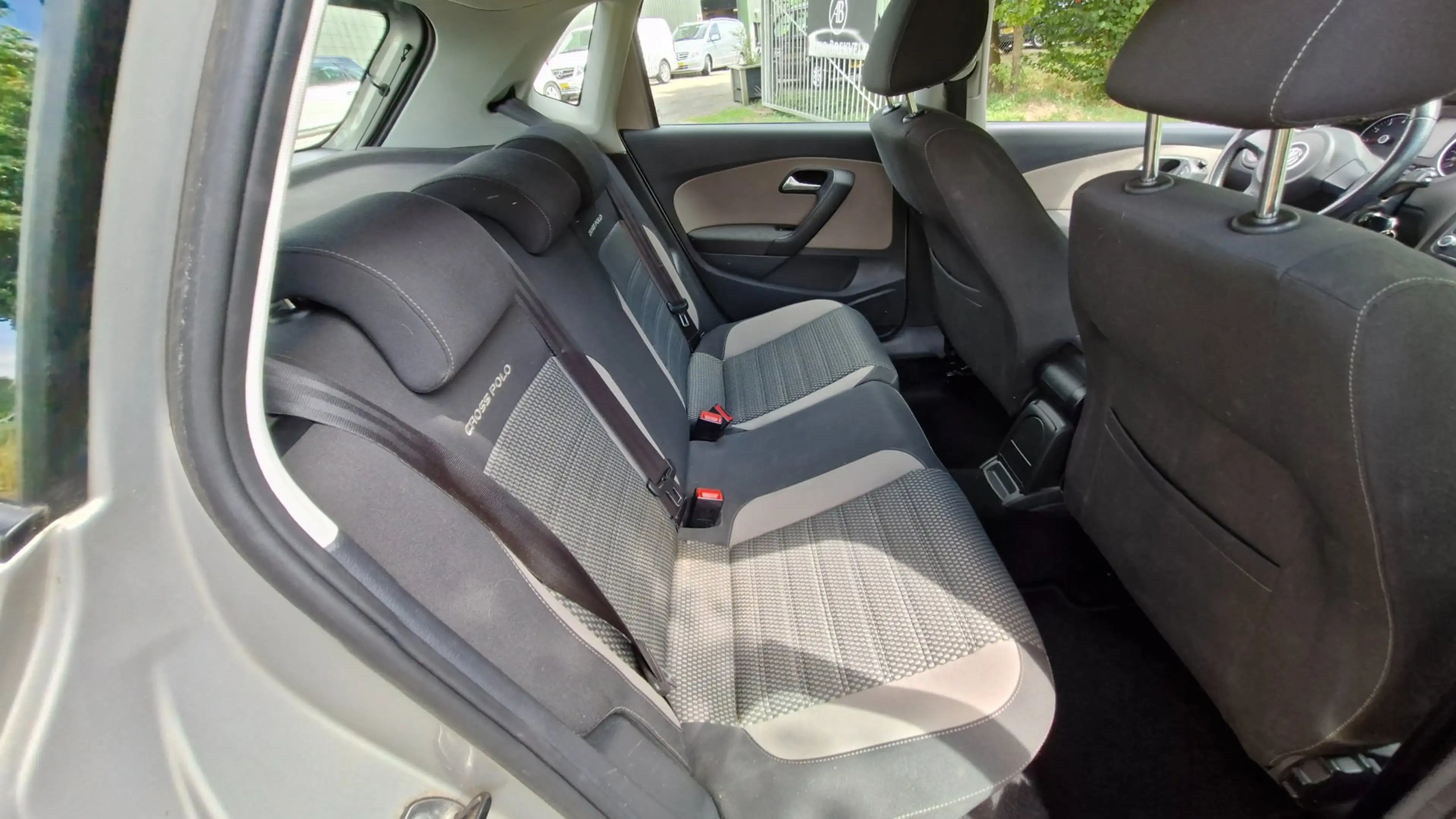 Volkswagen Polo Cross 1.2 TSI 105PK | Rijklaar | LMV | Cruise | Airco | — photo 14