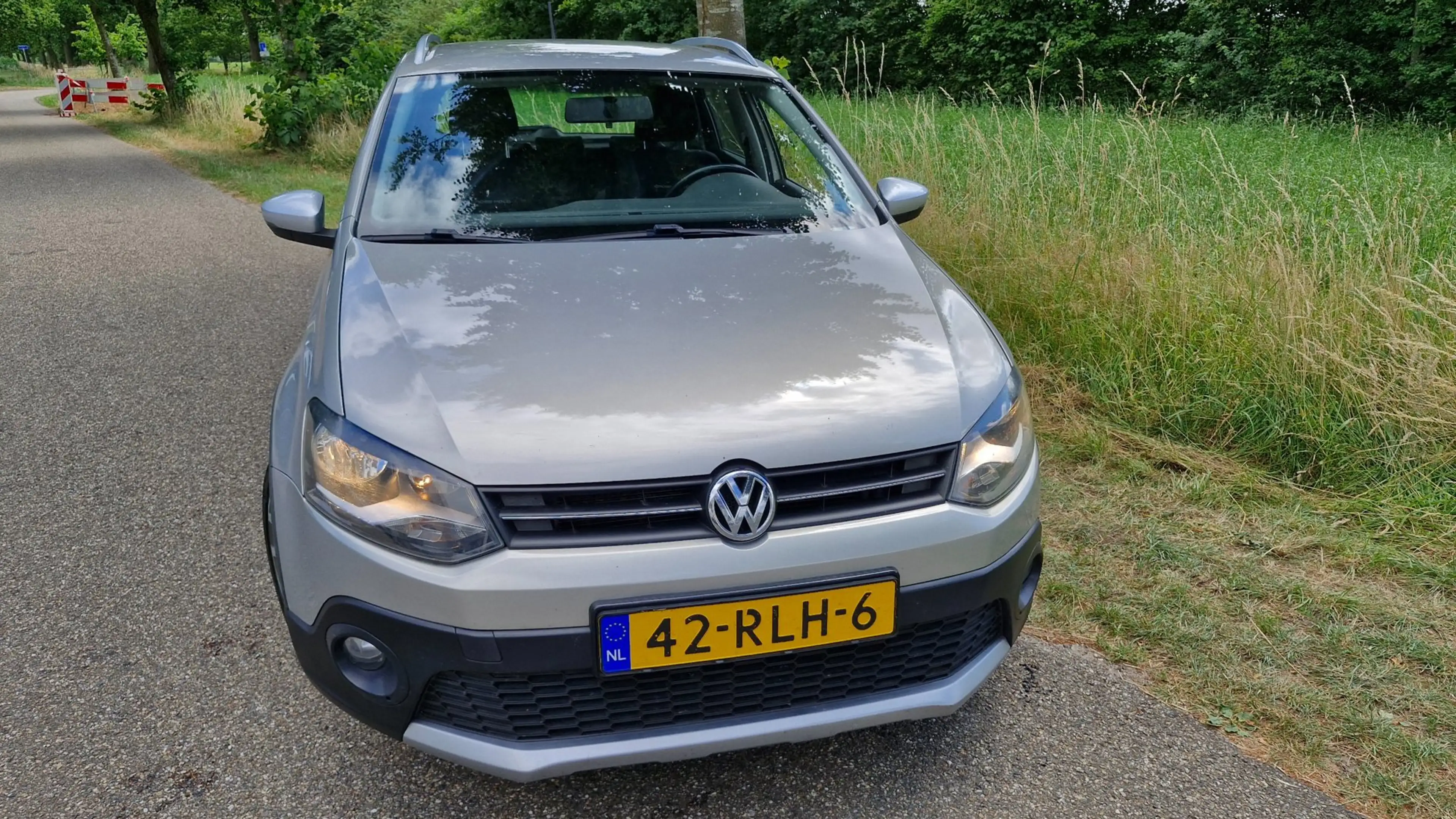 Volkswagen Polo Cross 1.2 TSI 105PK | Rijklaar | LMV | Cruise | Airco | — photo 8