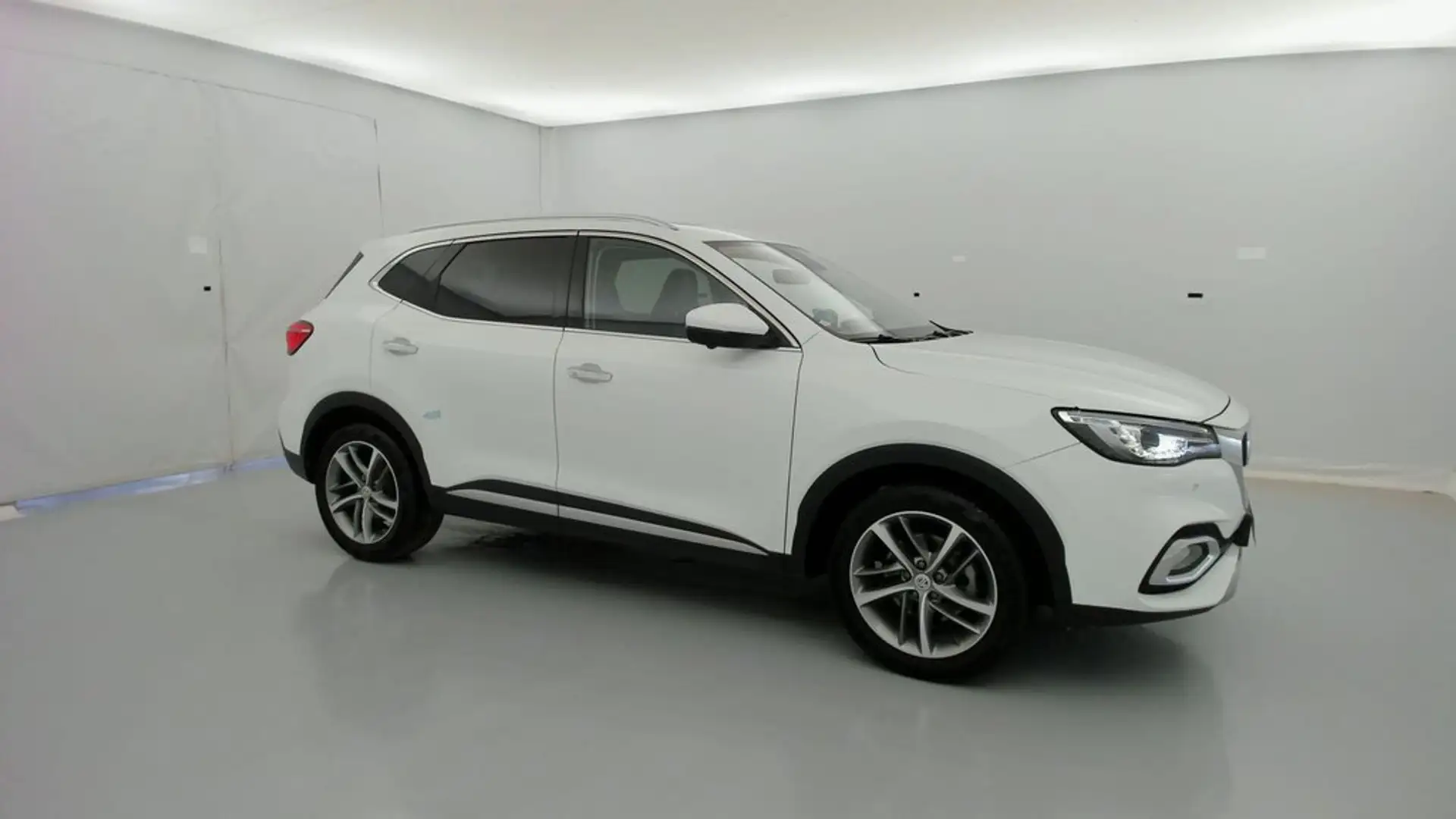 MG HS 1.5 T-GDI AT Luxury Blanco - 2