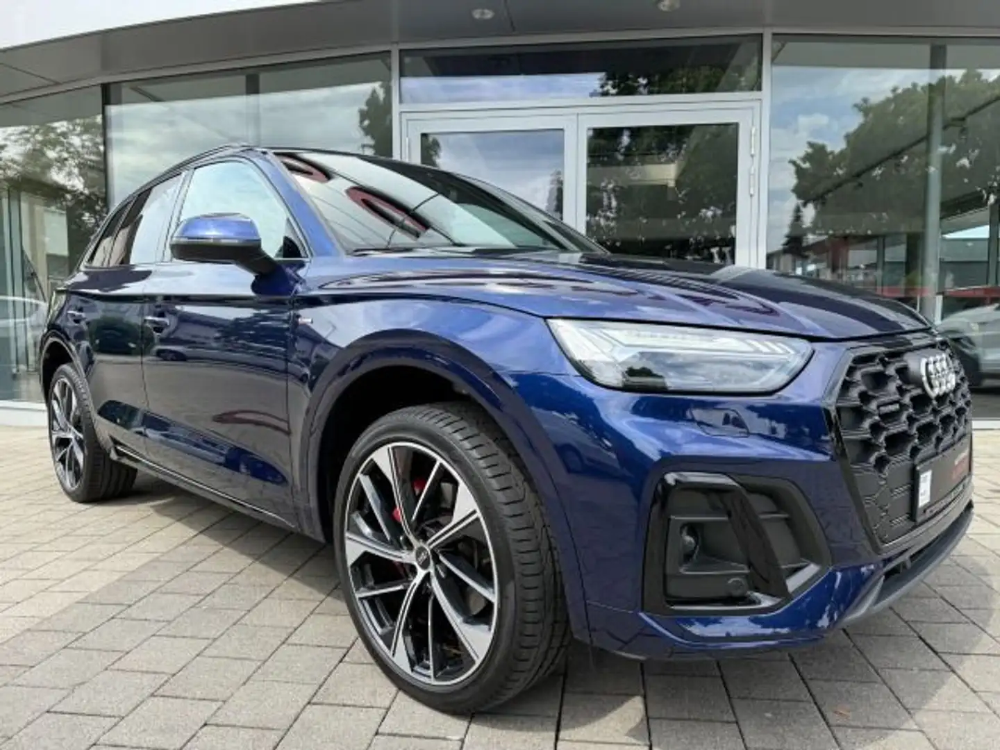 Audi Q5 S-Line 40 TDI quattro S tronic Matrix LED ACC Blauw - 2