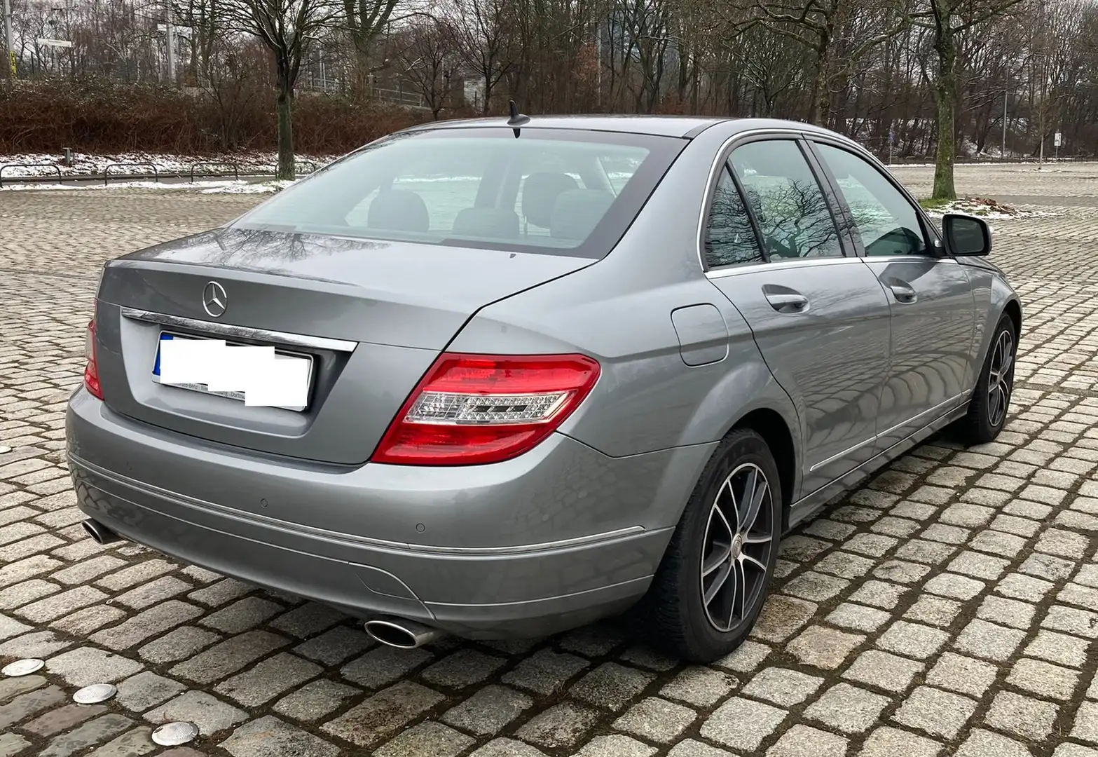 Mercedes-Benz C 230 7G-TRONIC Avantgarde Sport Edition + Gris - 2