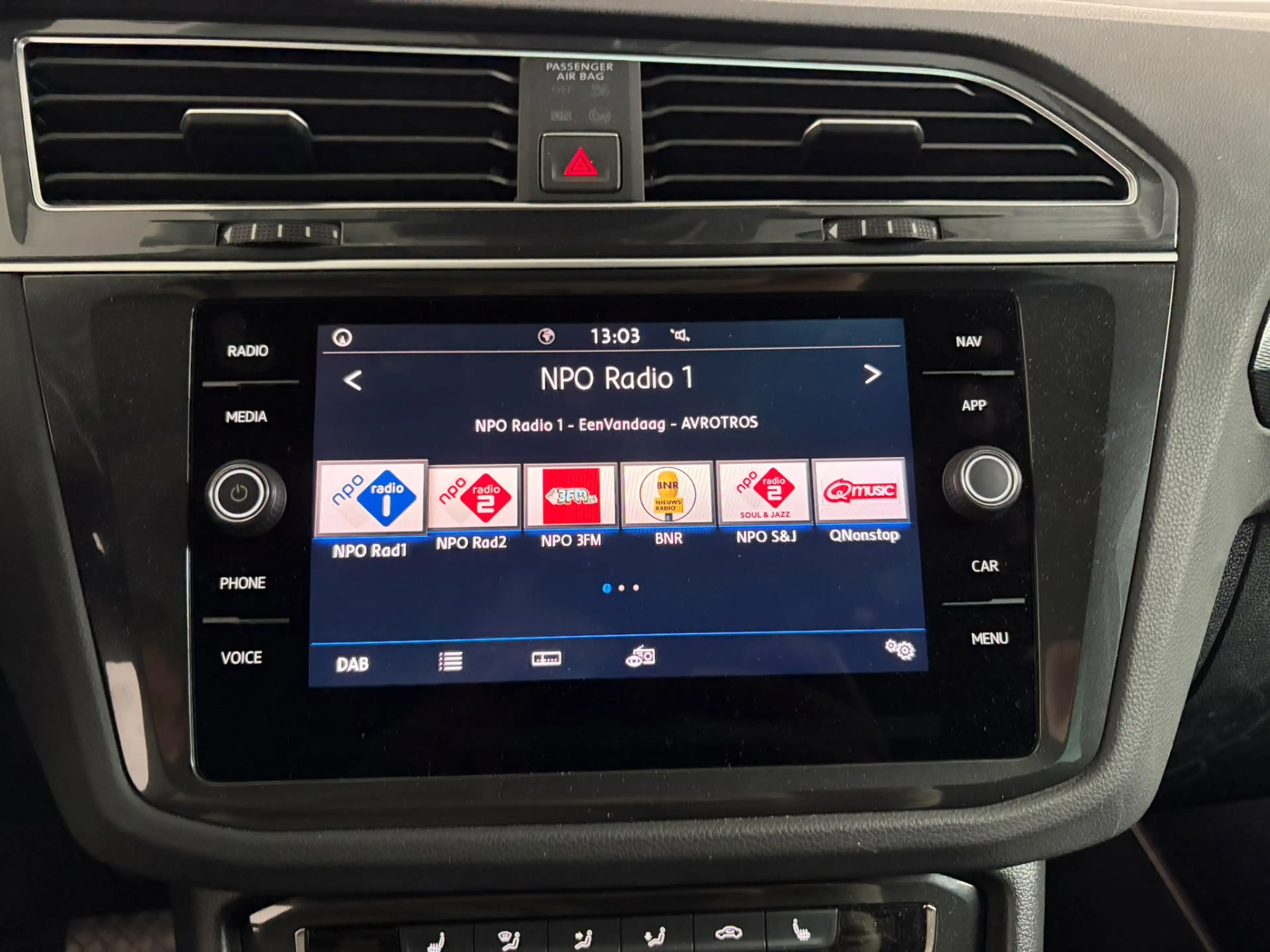 Volkswagen Tiguan 1.4 TSI ACT Highline — photo 28