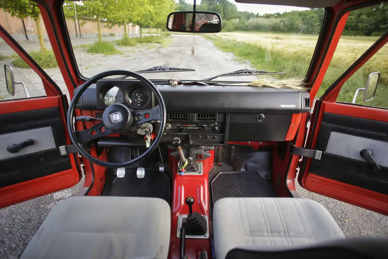 Suzuki SJ 410 Berlina 1.0 VX De Luxe, foto 8