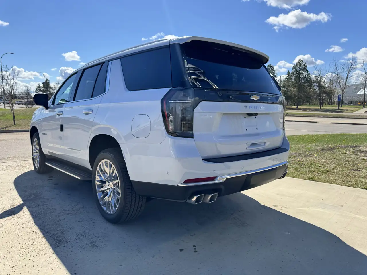 Chevrolet Tahoe снимка Chevrolet Tahoe