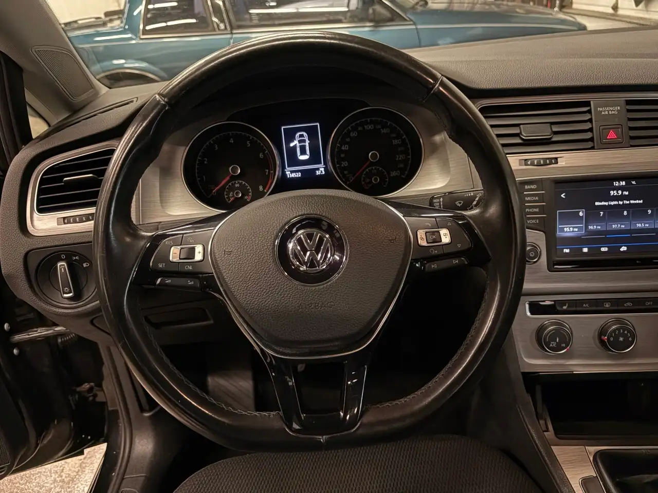 Volkswagen Golf снимка Volkswagen Golf