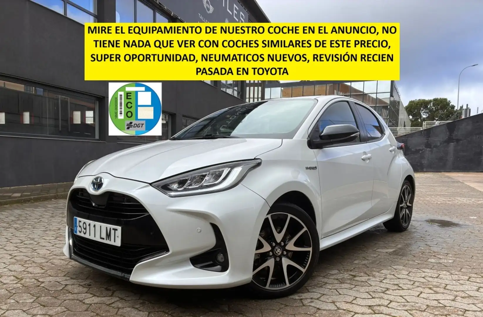 Toyota Yaris 120H 1.5 Style Blanco - 1
