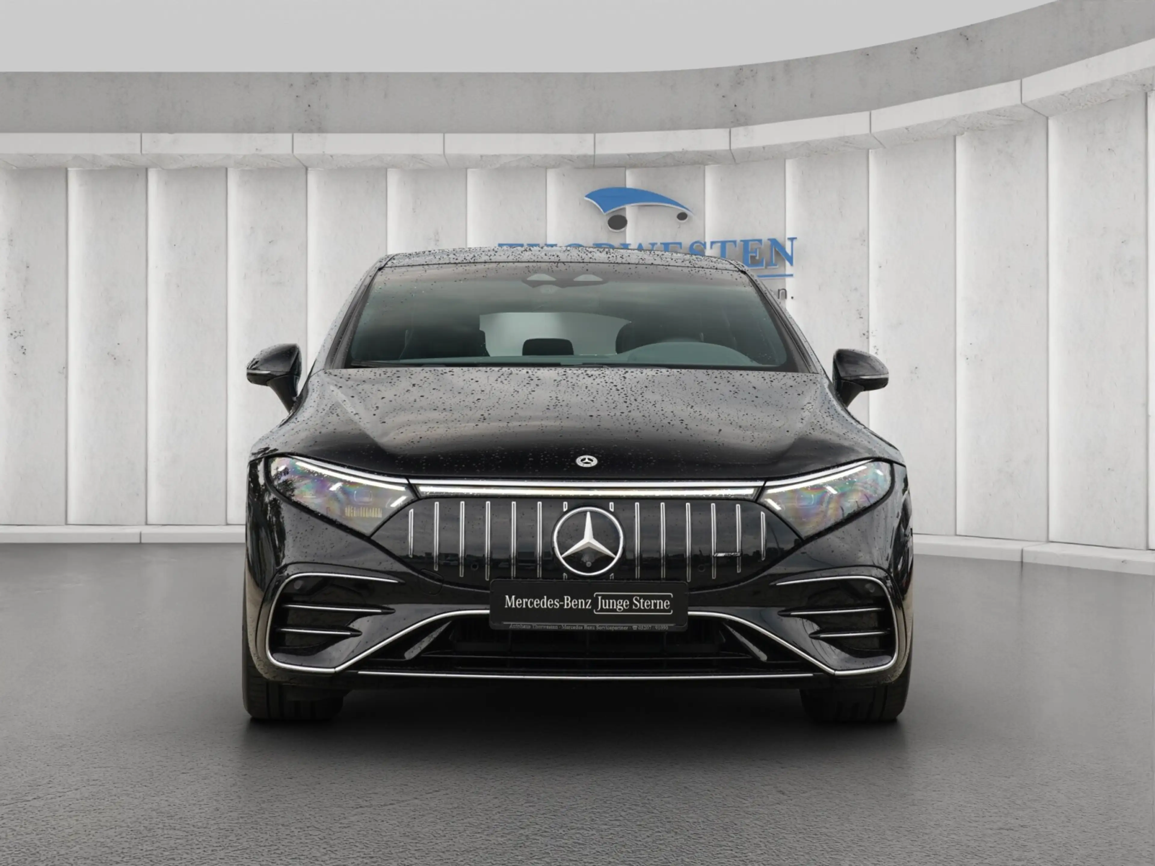Mercedes-Benz EQS EQS 53 4MATIC Massage Hyperscreen Burmester 360° Kamera — photo 2