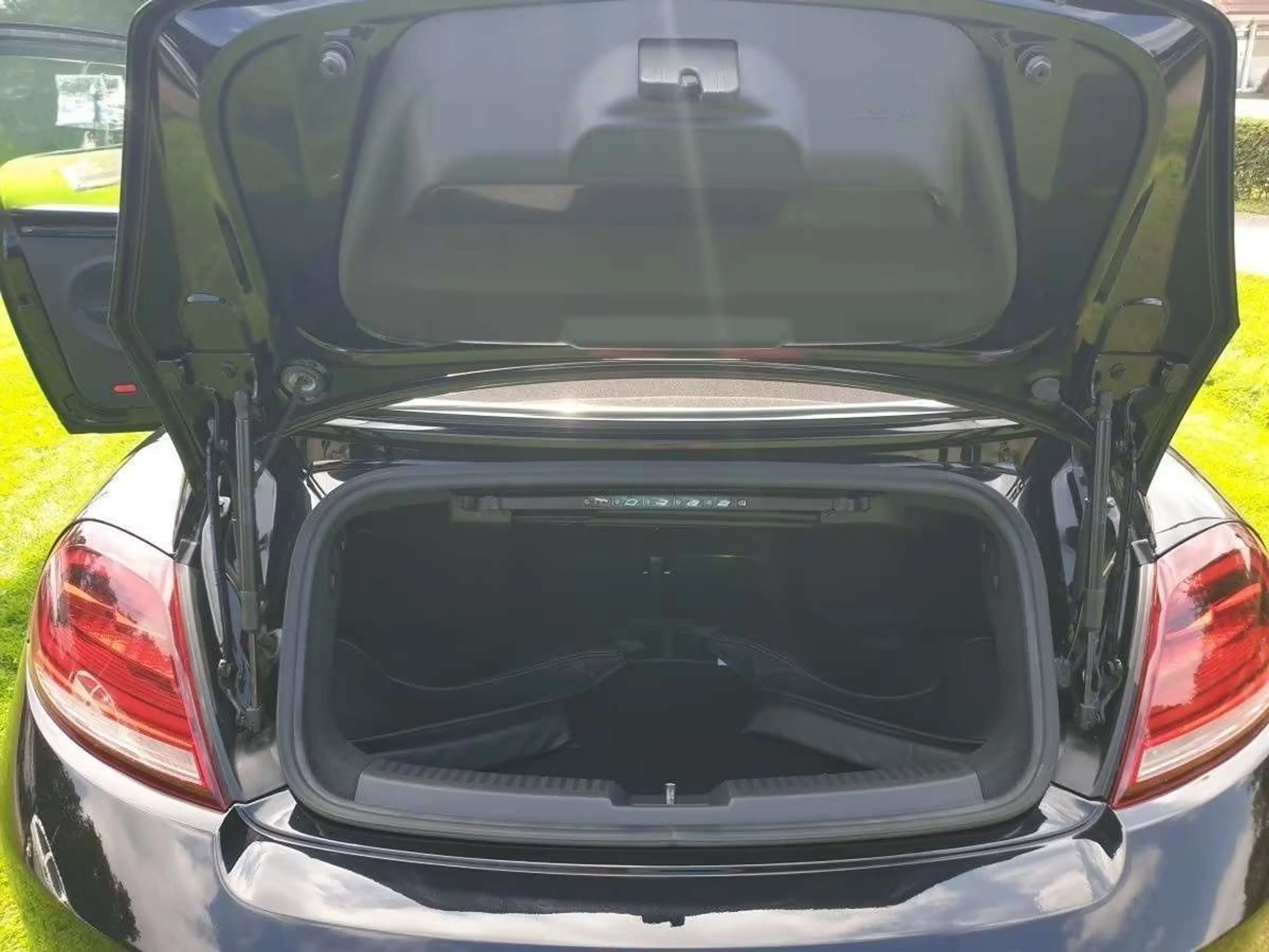 Volkswagen Beetle Design BMT/Start-Stopp — photo 12