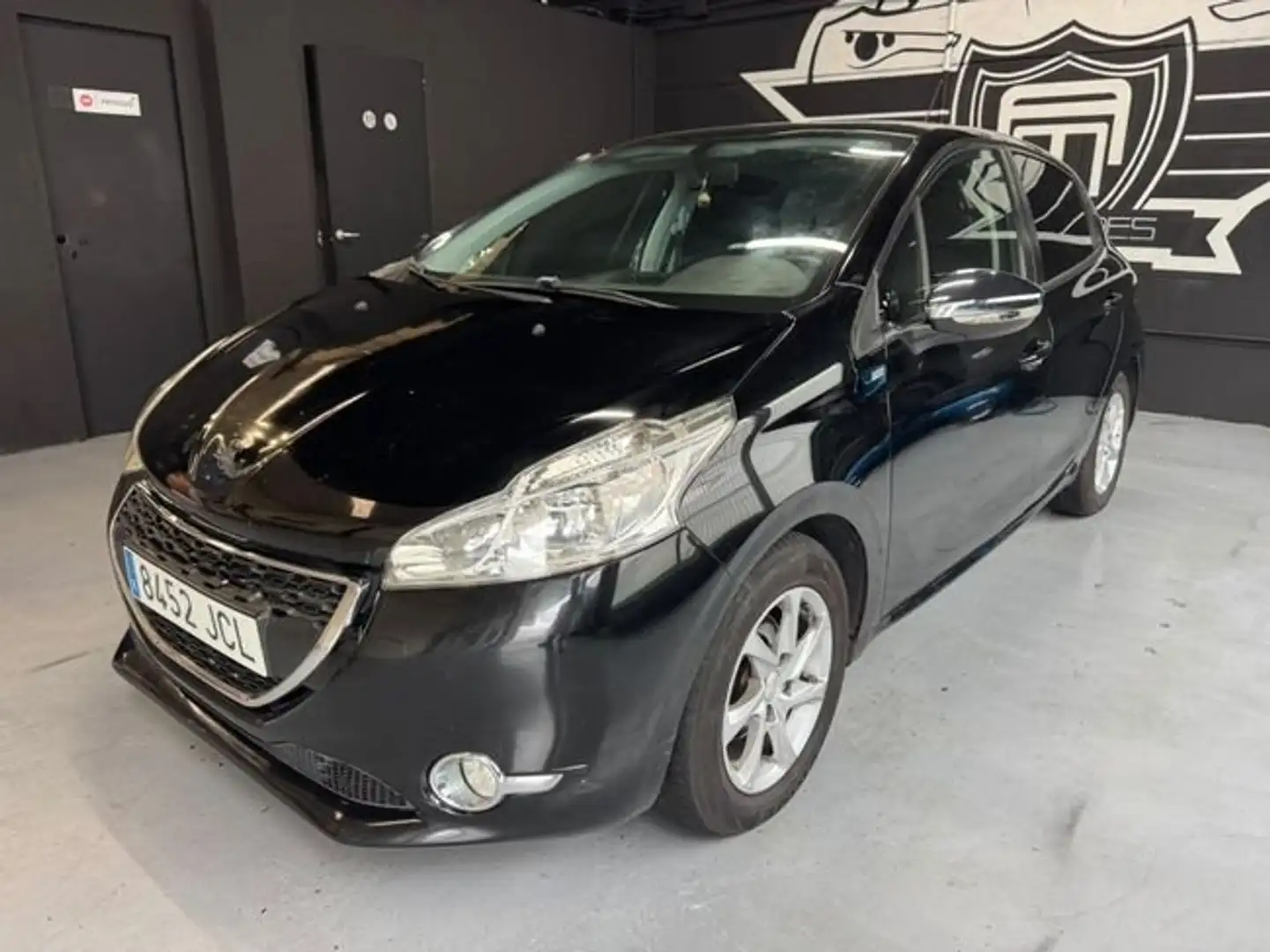 Peugeot 208 Style Negro - 1