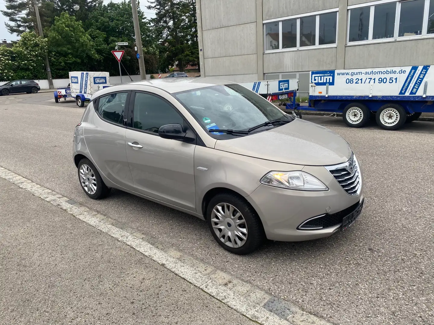 Lancia Ypsilon Gold Beige - 2