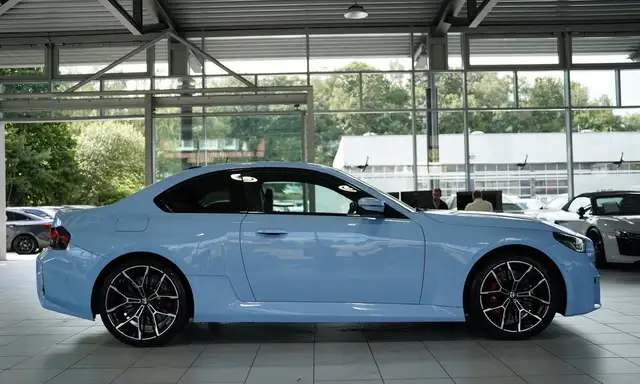 BMW M2 view 8