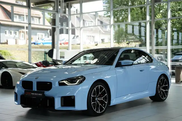 BMW M2 view 7